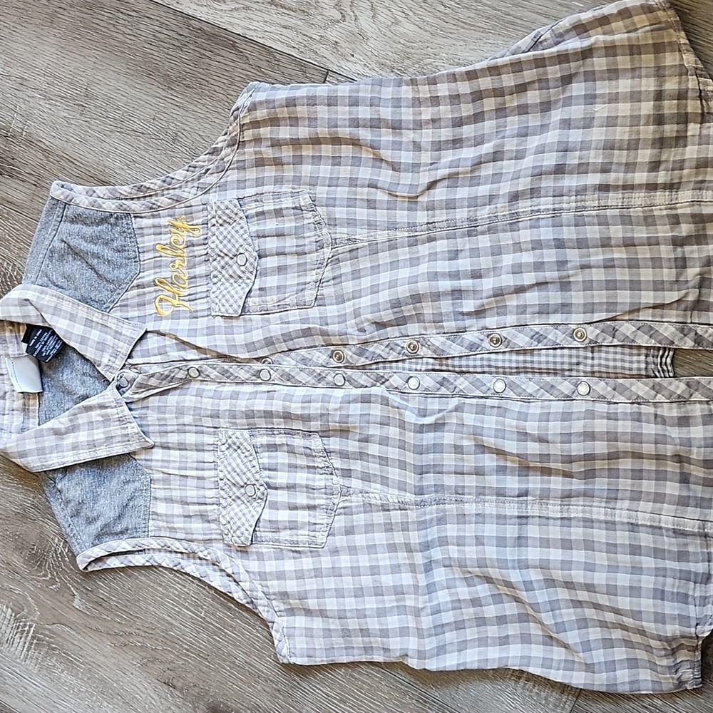Harley Gray and White Checkered Sleeveless Top
